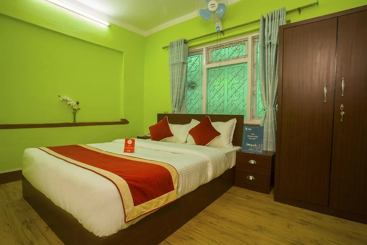 Oyo 146 Somewhere Hotel & Resturant Kathmandu 2*,